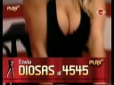 Cinthia Fernandez con Florencia Maggi en su programa llamado Play TV, que se emite a la medianoche de Buenos Aires por la señal El garage TV