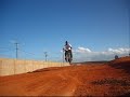 biz na pista de motocross