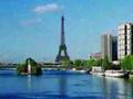 LA TOUR EIFFEL