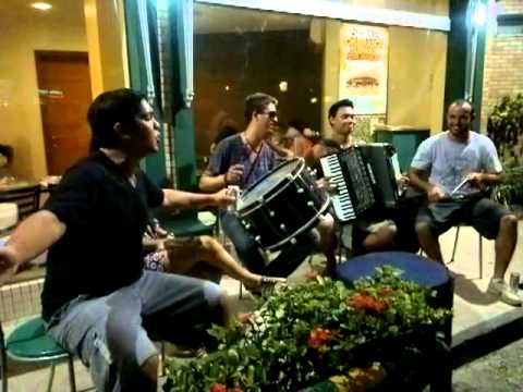 bruninho do arcodeon - Na primeira edição do forró da Subway, Bruninho lança sua música. Contato para shows (71) 92355453.