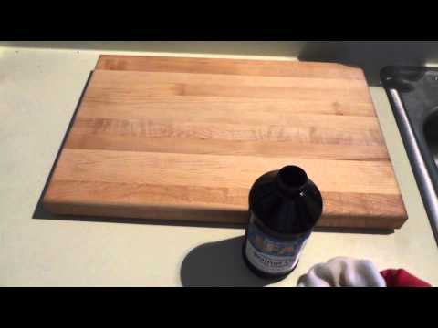 how to oil a cutting board