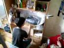 quelle belle journ�e que le mercredi 12 juin... adrien d�couvre... la t�l�commande !