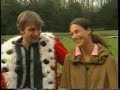 Victor Reinier wordt te paard geinterviewd door Marieke
