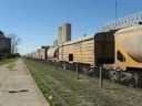 Cementero de LOMA NEGRA con FERROSUR ROCA GT22 9015 pasando por la estación de Cañuelas. PCIA. DE BUENOS AIRES - ARGENTINA.