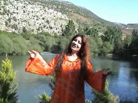 1.ROZAN. الحلا زايد روزان.mp4