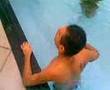 gostosa-na-piscina