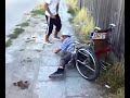 il vecchio in carrozina ke pikia,.,.,bataie de la macin