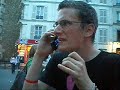 maxime en imitation de julien courbet en plein paris