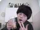 Russe trinkt Ei mit Vodka (KB SHOW)