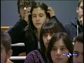 In una puntata dedicata all'andamento demografico italiano si parla di istruzione, come aspetto fondamentale per restare competitivi a livello globale. Nonostante l'Italia si piazzi agli ultimi posti nelle valutazioni europee sul livello di istruzione, esistono delle realtà che dovrebbero essere imitiate ed esportate in tutta la penisola.