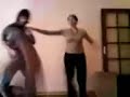 Lalao & Sharon dansent Lalao & Sharon dansent