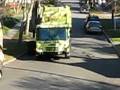 videos de Norfolk, VA Dept. of Waste Management Garbage Truck (Part 3 of 3)