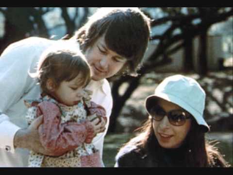 Video de Let's Put Our Hearts Together de The Beach Boys