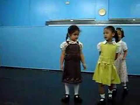 Regina Maria Montessori Video 19