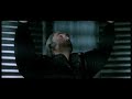 Highlander 2 le retourPour réussir le saut de la foi.Q'est ce qu'il vous manque pour être heureux ? Avez-vous déjà imaginé ce que vous deviez accomplir pour le devenir ?Les jours sont tous les même, pour sortir du labyrinthe du quotidien et surmonter nos peurs les plus profondes, il faut prendre son souffle et effectuer le saut de la foi. Le cinéma nous donne sa solution en mettant en image le saut de la foi de ses héros. J'ajoute ici quelques commentaires personnels.Pour réussir le saut de la foi dans votre vie, il faut :Ne pas regarder en arrière. Si vous avez vécu des choses difficiles dans votre passé, il ne faut pas y penser. Votre passé est une lourde pierre dont le poids vous empêche de voler, il faut la lâcher.Pour ne pas surmonter nos peurs les plus profondes, notre inconscient élabore des mécanismes de défense pour ne pas que nous regardions les vrais problèmes en face. Tout le monde n'est pas prêt, chacun doit marcher à son rythme. N'obligez personne à effectuer le saut de la foi. Respectez ceux qui trouvent des arguments pour ne pas avoir à le faire. Il faut un temps pour tout. En revanche vous pouvez les mettre sur le chemin en leur parlant du saut de la foi.Ne parlez pas de votre plus grande peur à la légère, si vous la surmontez vous libérerez votre tête, mais si quelqu'un venait à la connaître, il tiendrait entre ses mains de quoi vous faire souffrir.J'effectue le saut de la foi maintenant, pas demain ni la semaine prochaine. Ni quand les choses iront mieux. Je ne cherche pas une raison pour le remettre à plus tard. Aujourd'hui je suis en mesure de faire quelque chose pour vivre pleinement le saut de la foi. Alors je ne dis qu'une chose : j'y vais !Vous pouvez vous aider de la religion pour effectuer le saut de la foi. Si vous êtes bouddhiste, vous pouvez vous dire que Bouddha est en vous. Si vous êtes catholique, que le christ est en vous. Ne doutez pas de leur amour pour effectuer le saut de la foi car c'est pour surmonter vos peurs les plus intimes que vous êtes sur terre.Soyez simple. Soyez vous-même. Ne vous compliquez pas inutilement avec des pensées diverses. Agissez. Ne réfléchissez pas. A la limite, agissez comme un enfant, comme si c'était la première fois, sans élaborer des choses compliquées, comme si c'était le premier jour de votre vie, sans préjugés dans votre tête, sans pensées toutes faites.Vous devez agir pour donner l'occasion à la vie de vous donner ce qu'il vous manque. Si vous ne montez pas assez haut pour le chercher, ça ne viendra pas. Si vous ne descendez pas assez profondément en vous-même pour rectifier ce qui coince, ça ne marchera pas non plus.Agissez complètement. Sans le moindre doute. De manière entière.Le saut de la foi sert à surmonter ce qui bloque la tête afin de vous rendre libre.Si vous ne réussissez pas du premier coup, recommencez.N'oubliez pas ! Vous allez quitter ce site et reprendre vos occupations et peut être oublier ce que vous venez de lire. Il va falloir vous souvenir de ce que vous avez lu pour vous rappeler que vous devez surmonter votre peur la plus profonde.Notre humanité est bloquée à cause de son inconscient et des peurs qui s'y trouvent cachées.Surmonter nos peurs fait parti de notre évolution. C'est une étape difficile mais qui n'a aucune raison de ne pas réussir.