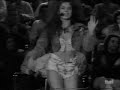 Gloria Trevi - No Tengo Ropa