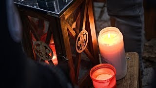 Skauti rozdávali betlémské světlo i letos