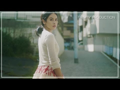 Maudy Ayunda - Aku Sedang Mencintaimu | Official Video Clip Maudy Ayunda - Aku Sedang Mencintaimu | Official Video Clip