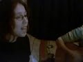 versi�n unplugged del �xito de roque narvaja (muy moderno...) xd

la carola no quiso salir en pantalla, asi q su brazo derecho se har� famoso!!