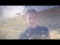 watch in higher quality: http://www.youtube.com/watch?v=mrgftra964a&fmt=18

---------------------------------

helmut lotti - 