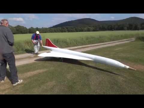 mcg - Pilot: MCG Klaus H. am 9.6.2011 Erstflug / Maiden Flight mit der Concorde Selfmade zu 95% mit der Besten Landung ! Butter weich Kamera: Sony DSC-TX100V - 108...