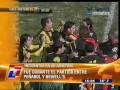 Peñarol y Newells a las piñas