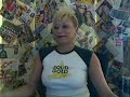 COURTNEY LOVE EATS \"CRACK LOOPS\" 4 CEREAL