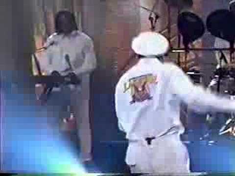 lakeside - Lakeside performing on Sinbad's TV Show Vibe. For many years Sinbad has been personal friends with the group Lakeside, what a great show we need this kind of...