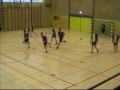 De heren van Gemini moesten het in het eerste speelweekend van 2008 opnemen tegen DES'72. In Papendrecht speelden de Zoetermeerse heren geen goede wedstrijd maar wisten zij wel de punten mee naar huis te nemen, 24-31. Omdat het Haagse Wings verloor van B.F.C. 2, ging Gemini Wings weer voorbij op de ranglijst door het betere doelsaldo. Gemini staat weer tweede met vijf punten achterstand op koploper Loreal.