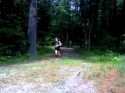 Blaine Moore - http://pinelandfarms.com/Barefoot.html A brief video of Blaine Moore in the barefoot 5k at Pineland Farms on Memorial Day Weekend, 2010.