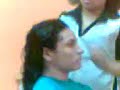 celino cortando o cabelo