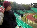 Io e i miei compagni in gita a siena ci siamo infiltrati (di nascosto e correndo qualche rischio...) nello stadio Robur, dove gioca la serie A...
Edo eccoci improvvisare una vera partita, con tanto d telecronaca in diretta!!! Vedrete come va a finire...
