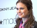 this is a video of the dkny edie rose launch with rachel bilson at macy's in herald square, nyc. the event was hosted by cosmogirl, with carolina bermudez of z100 broadcasting live. cosmogirl video: www.cosmogirl.com cosmogirl magazine: www.cosmogirl.com subscribe to cosmogirl: subscribe.hearstmags.com -