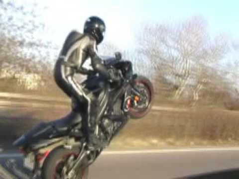 Motorbike_vs_Mercedes_cls,_Audi_A8_and_Porsche_form_Bulgaria