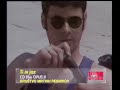 dmp - dru?tvo mrtvih pesnikov
ti in jaz
a. vitezi? / a. vitezi? / dmp 
re?ija: tibor ogrizek

in pride ?as, ko zunaj pada sneg,  
bela odeja bregove nam pokrije.
kmalu zatem sli?im pada de?, 
temno preteklost naj ljudem umije. 

in jaz in ti!
in naj obzorje zardi, 
ko v moji mali ulici po?neva tiste stvari.
ti in jaz,
v oknu vidim tvoj obraz.
rad bi dihal zrak, ki ga diha? ti ... 
  
ko gleda? gor, a vidi? mese?ino?
pijane sence ple?ejo v temi.
a te je strah, ko gleda? v globino?
v svilenih solzah se jutro budi.
jaz in ti ... 

in pride ?as, ko zunaj pada sneg,
jaz plazim se, a moje mesto spi.
in bela barva zdaj postane ?rna
in jo spoznam po tem, kako di?i. 

in jaz in ti ...