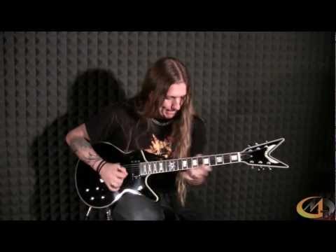 ANDREA MARTONGELLI ALLA SCOPERTA DELLA SUA PRIMA CHITARRA SIGNATURE