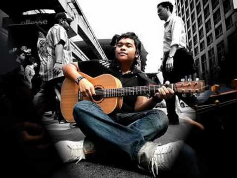 Sungai Lui AIZAT(lyric on screen)