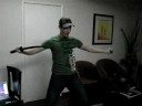 Gu e sua dan&ccedil;a sensual com espada!