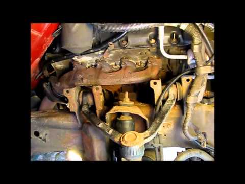 Removing the exhaust manifold from a 5.4L Ford F150 part 2 removing hardware