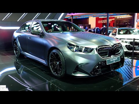 2025 BMW M5 G90 Plug-in Hybrid / In-Depth Walkaround Exterior & Interior