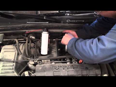 DIY Acura 1.7 EL Honda Civic Throttle Body Cleaning