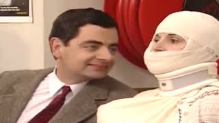 MrBean - Mr Bean - Teasing bandaged lady