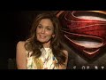 james kleinmann interviews actors diane lane and kevin costner who play the parents of clark kent / superman in the zack snyder directed movie man of steel o...