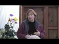 Gardening Tips & Flowers : How to Grow Black-Eyed Susan Vine (Thunbergia Alata) Gardening Tips & Flowers : How to Grow Black-Eyed Susan Vine (Thunbergia Alata)