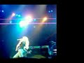 Avril Lavigne sings All the small things (blink-182)
