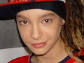 a joke video made about tom kaulitz from tokio hotel. no offence intended to tokio hotel fans, i'm one myself, i just thought this video would be a laugh! music: the offspring - pretty fly for a white guy