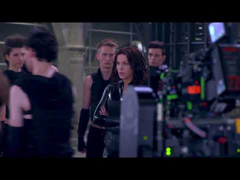 Working With Kate - Featurette Working With Kate (Anglais)