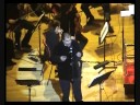 new synchronised version mehboob chohan student of rafi saab performed superbly at the city of birmingham symphony orchestra's a tribute to mohammed rafi on the 7th april 2006.   
rafi resurrected bollywood cbso symphony hall kala dhanda goray log tareef karoon kya dil ke jharoke mein shankar shanker jaikishan ustad chote guhlaam ali khan ustad khan abdul rahman khan medhi hassan mahinder kapoor mukesh manna dey op nayyar naushad hasrat jaipuri majrooh sultanpuri shakeel badayuni madan mohan laxmikant pyarelal kalyanji anandji sd rd burman hemant anu malik ismail darbar himesh reshammiya abhijeet sonu nigam shaan sukhwinder singh udit narayan kumar sanu lata mangeshkar asha bhonsle alka yagnik noor jehan adnan sami kishore talat mehmood shammi shashi rishi dilip raj joy mukherjee biswajeet amitabh bachchan dharmendra rajendra shahrukh khan salman amir rajesh khanna feroz sanjay dev anand sonik omi m ashraf