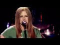 AvRIL CrYiNg
