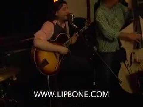 LIPBONE REDDING @ JULES